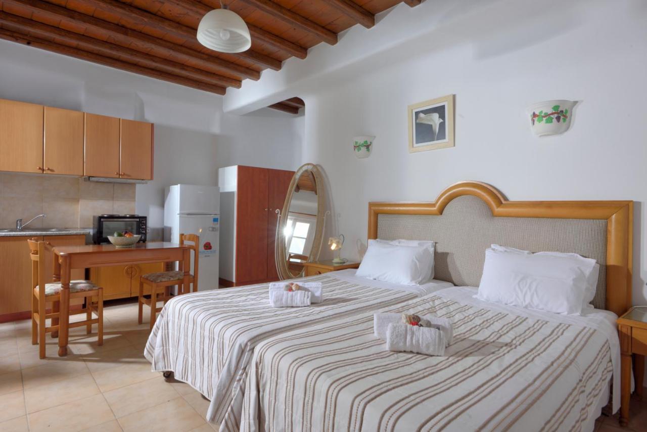 Adonis Rooms Playa Playa Kalo Livadi Exterior foto